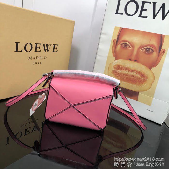 LOEWE羅意威 聖誕明星款 進口小牛皮 mini puzzle手提肩背包 86手提肩背斜挎包68  jdl1209